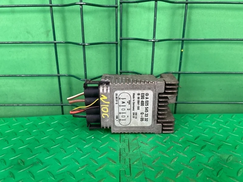 Блок управления вентилятором Mercedes-Benz 13.07.2001 W210