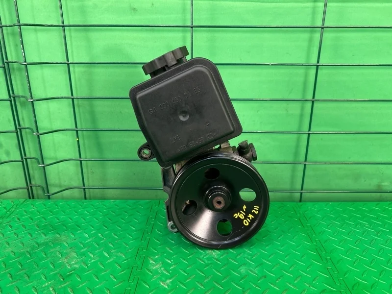 Насос гидроусилителя руля Mercedes-Benz 10.09.2002 W211