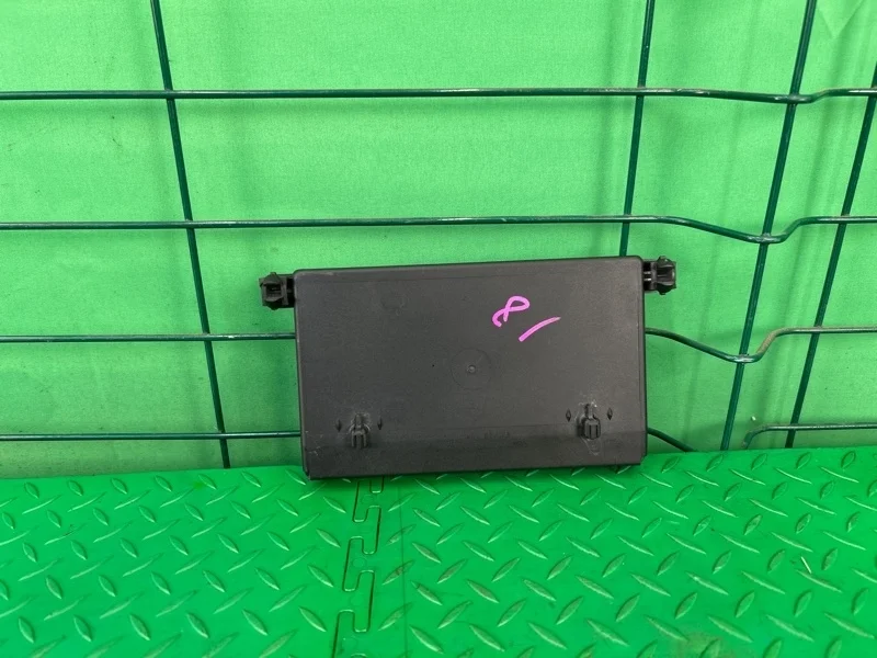 Блок управления двери Mercedes-Benz 10.01.2005 W203