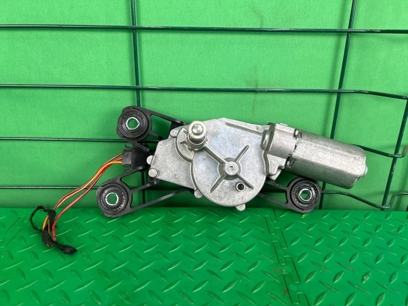 Моторчик стеклоочистителя Mercedes-Benz 04.03.2008 W211