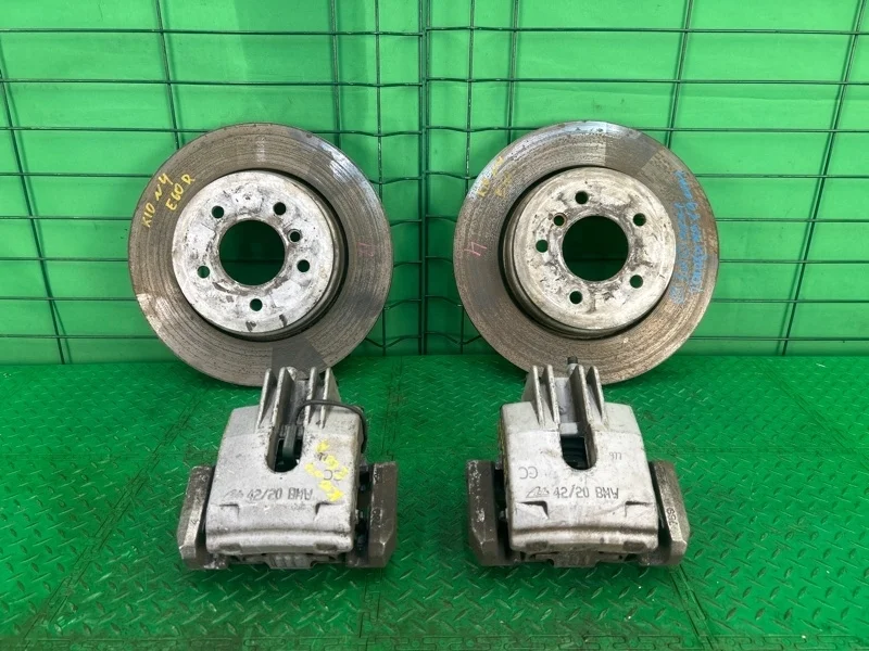 Комплект тормозов BMW 5 2007 E60