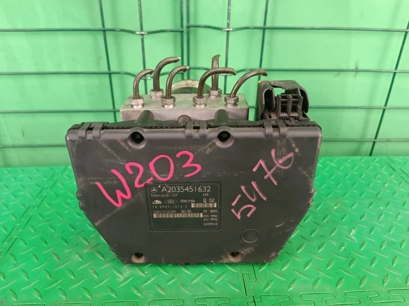 Блок abs Mercedes-Benz 2002 W203
