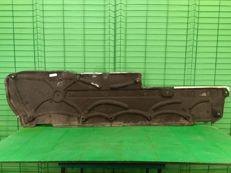 Защита днища кузова Mercedes-Benz 16/07/2013 W212