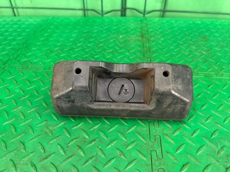 Упор домкрата Mercedes-Benz 05/10/2009 W204