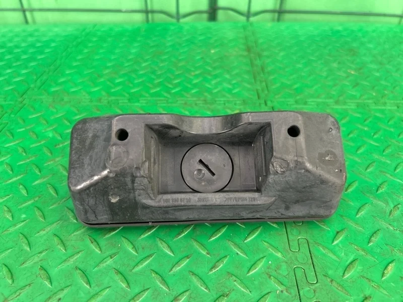 Упор домкрата Mercedes-Benz 20/12/2011 W212