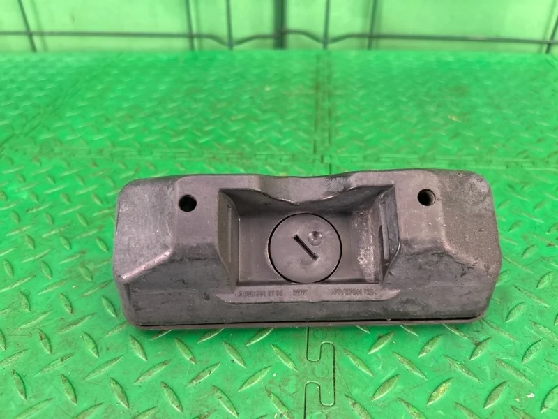 Упор домкрата Mercedes-Benz 16/07/2013 W212