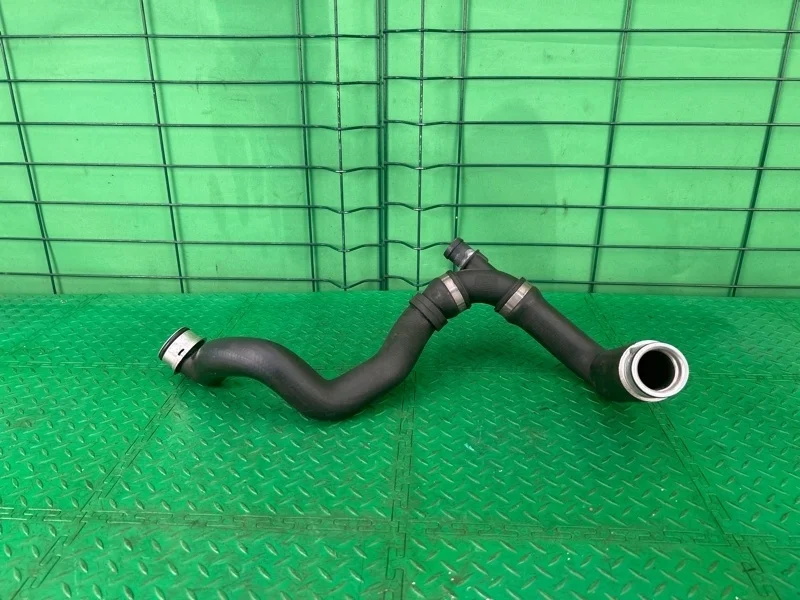 Шланг радиатора Mercedes-Benz W203