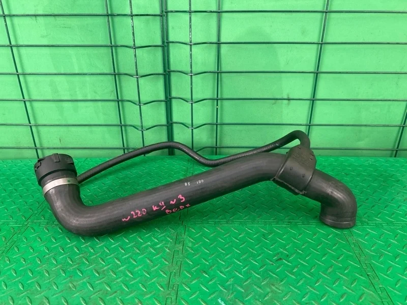 Шланг радиатора Mercedes-Benz 05/08/2003 W220