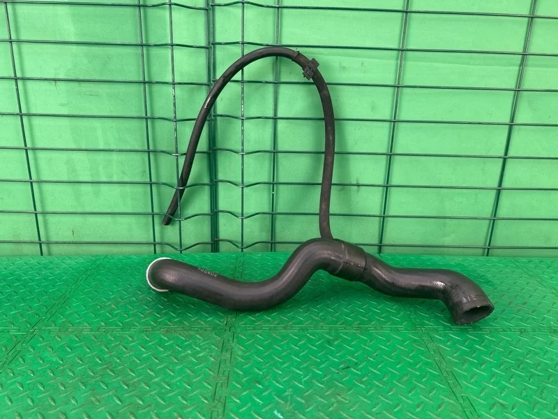 Шланг радиатора Mercedes-Benz W203