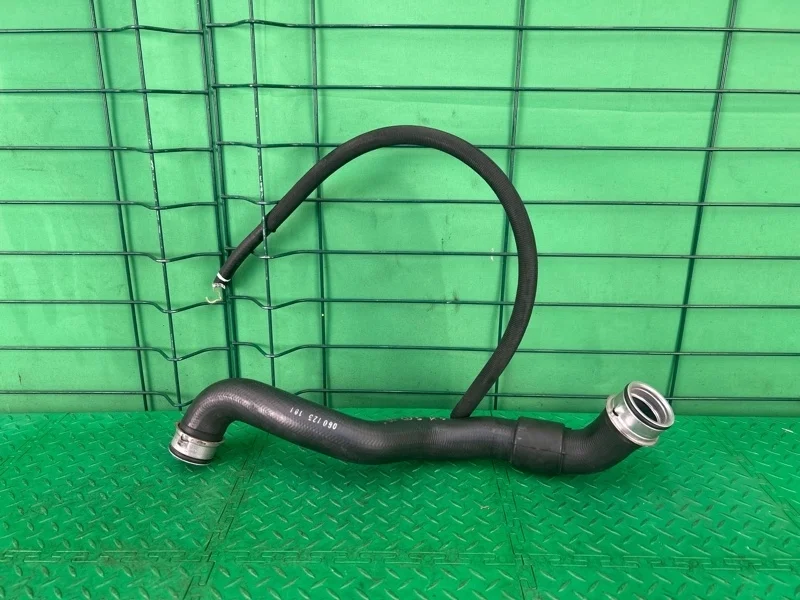 Шланг радиатора Mercedes-Benz W203