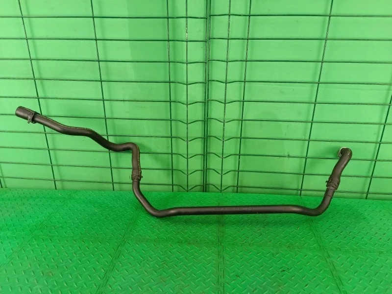 Патрубок системы охлаждения Mercedes-Benz 10.09.2002 W211