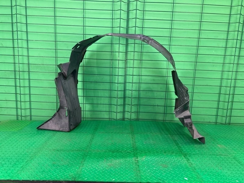 Подкрылок Mercedes-Benz 13.07.2001 W210