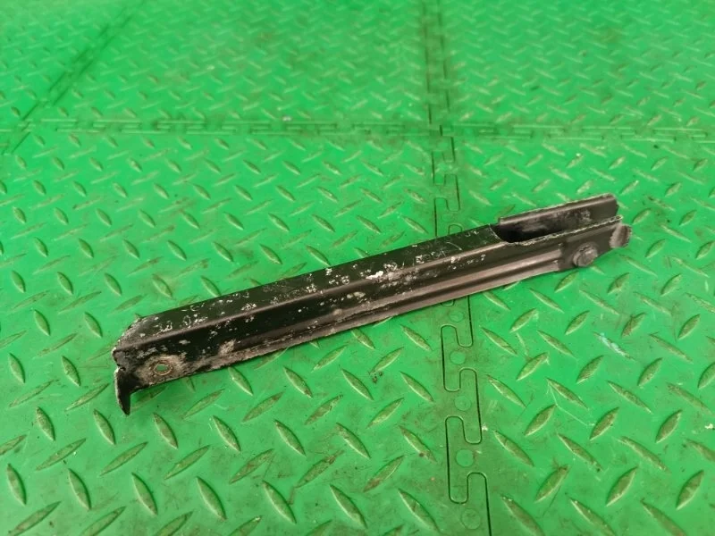 Кронштейн бампера Mercedes-Benz CLK 26/07/2007 W209