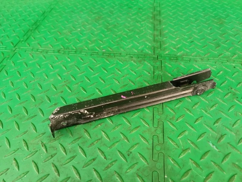 Кронштейн бампера Mercedes-Benz CLK 26/07/2007 W209