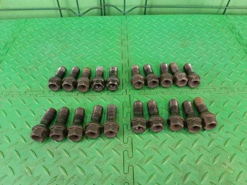 Болт колесный BMW 5 2014 F10