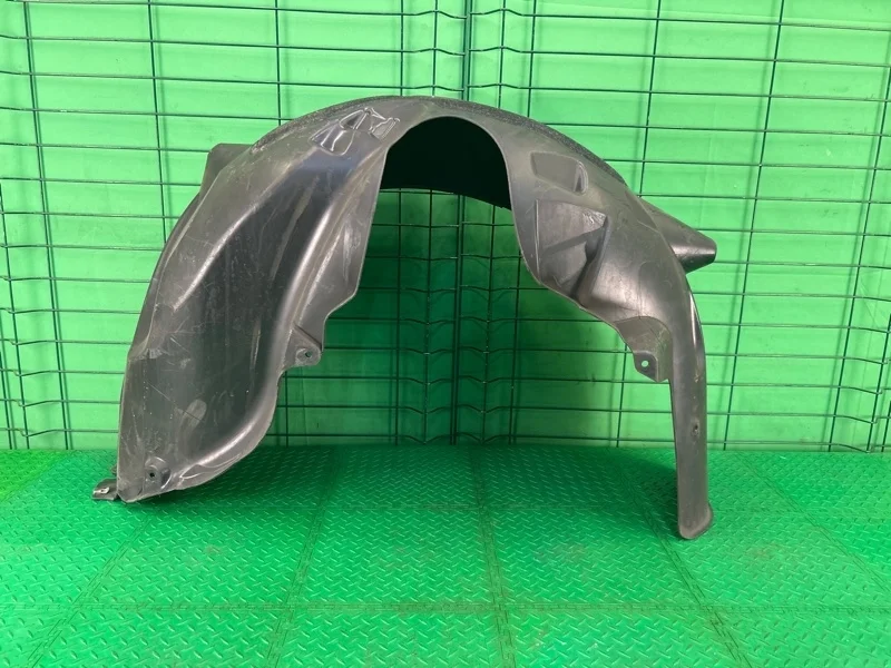 Подкрылок BMW 5 2006 E60