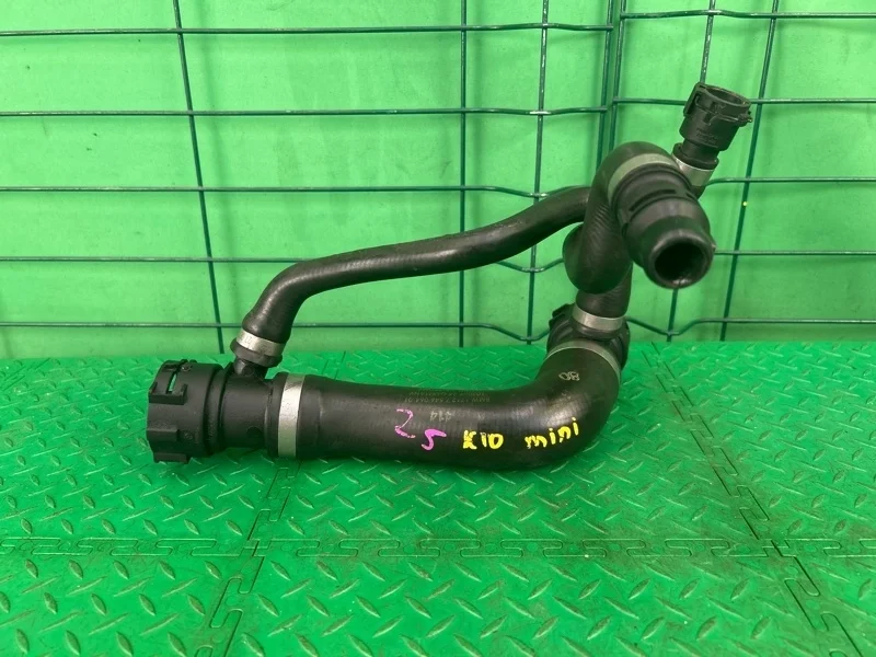 Патрубок системы охлаждения BMW 5 2008 E60