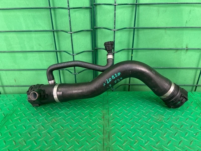 Патрубок системы охлаждения BMW 3 F30