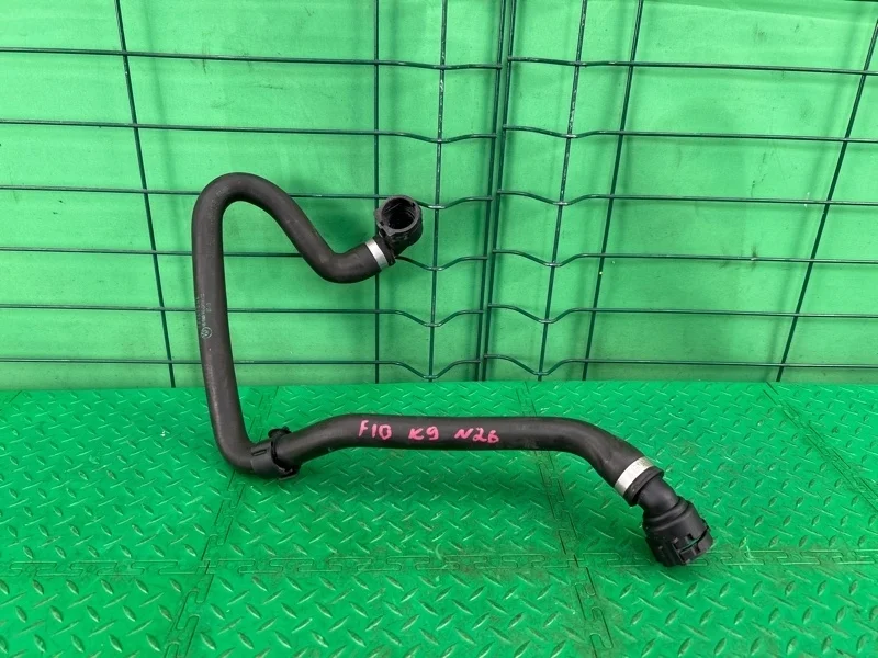 Патрубок системы охлаждения BMW 5 2013 F10