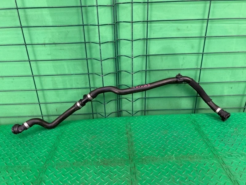 Патрубок системы охлаждения BMW 5 2013 F10