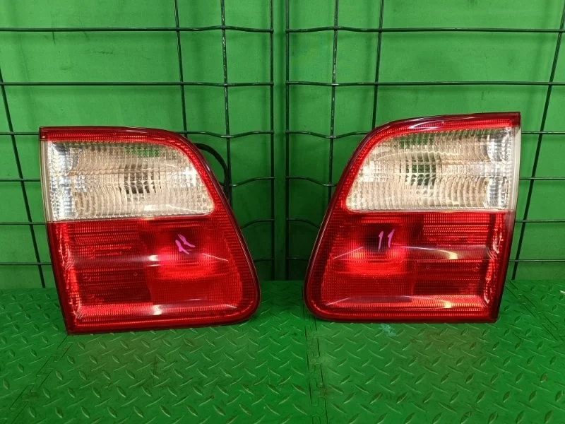 Фонари Mercedes-Benz 10..2002 W210