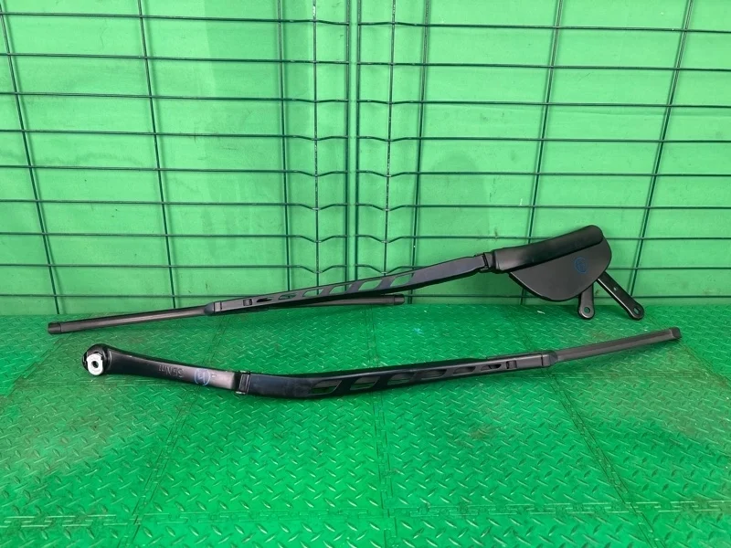 Поводок стеклоочистителя BMW 5 2007 E60