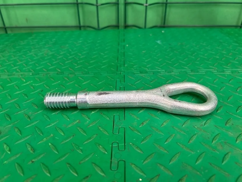 Петля буксировочная Mercedes-Benz W203