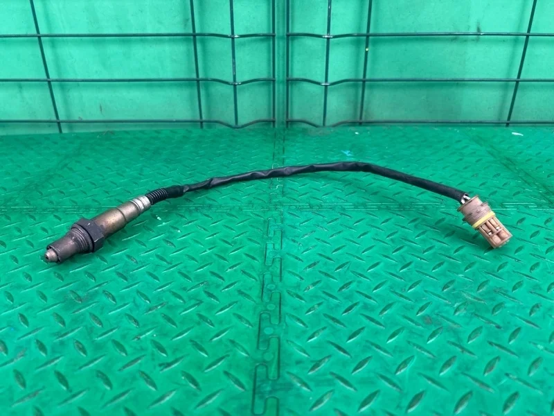 Датчик кислородный/lambdasonde Mercedes-Benz W211