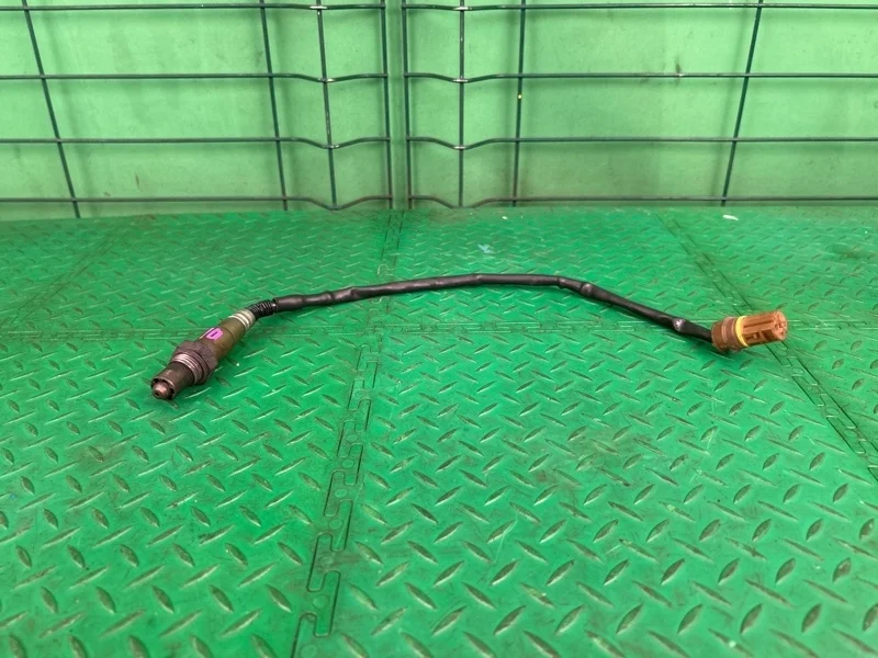 Датчик кислородный/lambdasonde Mercedes-Benz W211