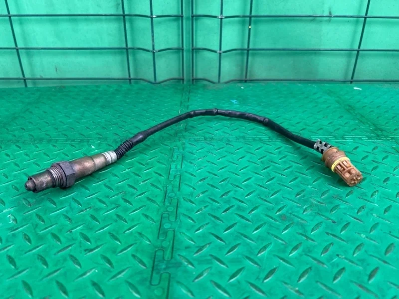 Датчик кислородный/lambdasonde Mercedes-Benz W211