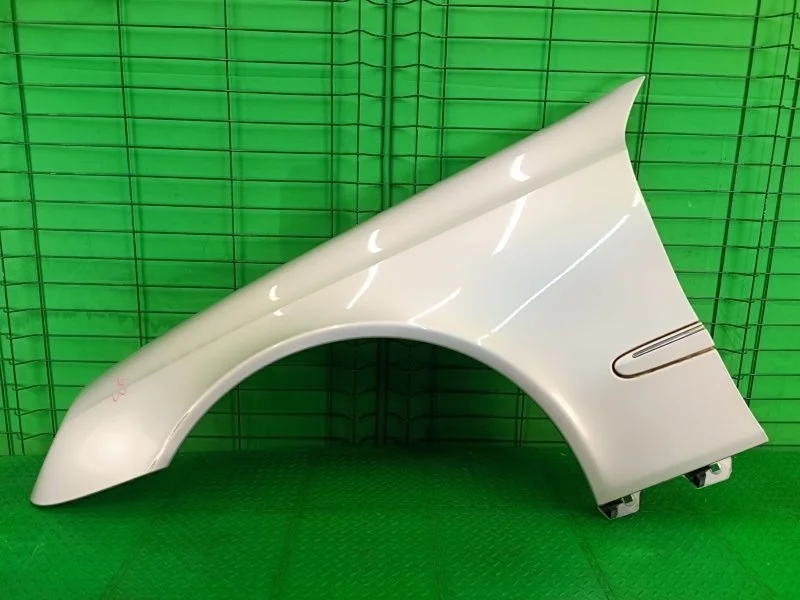 Крыло Mercedes-Benz 2003 W211