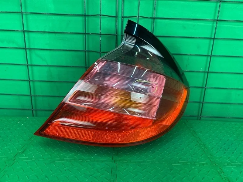 Фонарь Mercedes-Benz 2001 W203