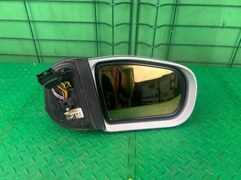 Зеркало электрическое Mercedes-Benz 17/11/1999 W210