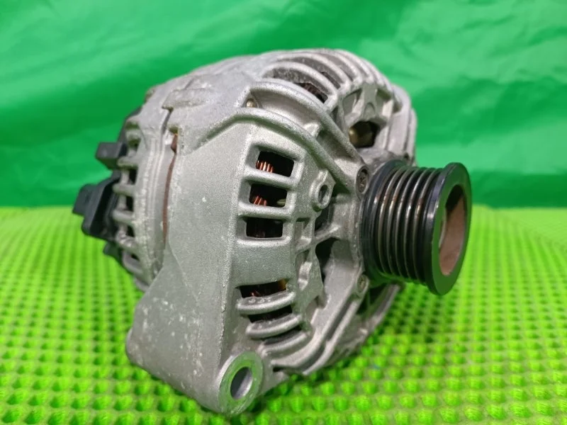 Генератор Mercedes-Benz 2001 W220