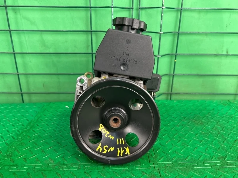 Насос гидроусилителя руля Mercedes-Benz CLK 1999 W208