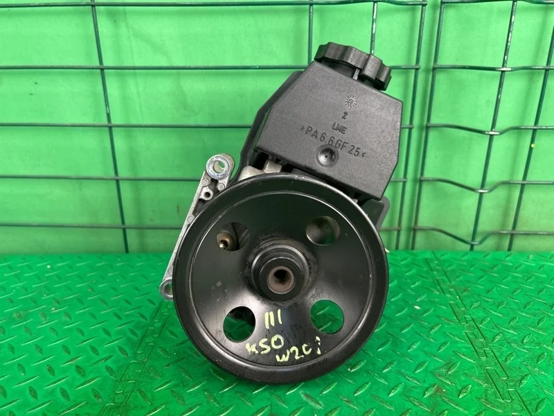 Насос гидроусилителя руля Mercedes-Benz W202