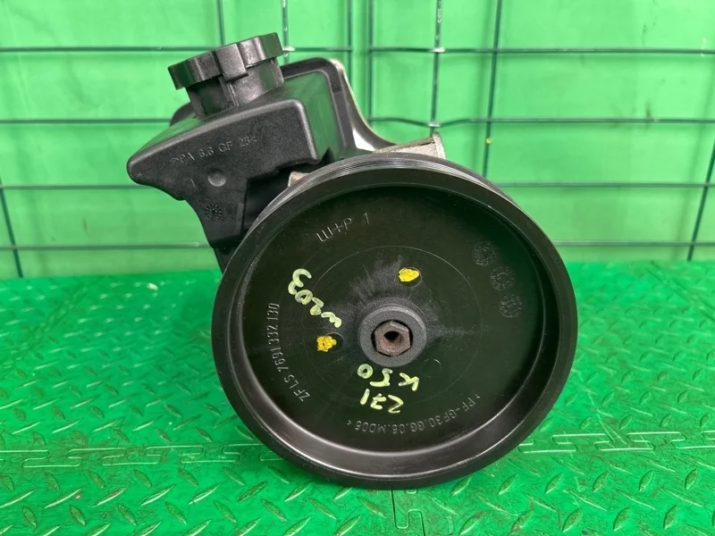 Насос гидроусилителя руля Mercedes-Benz W203