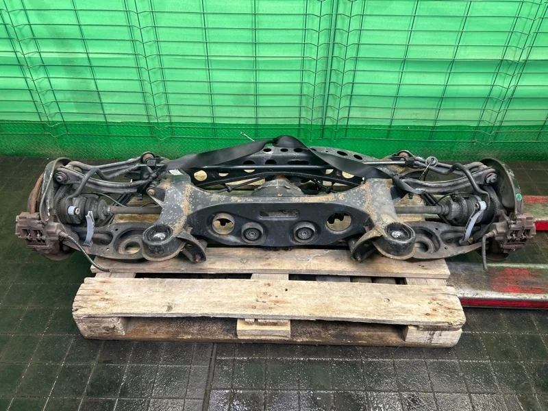 Балка заднего моста Mercedes-Benz 17/11/1999 W210