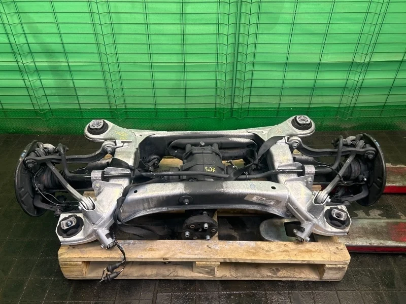 Балка заднего моста Mercedes-Benz 2001 W220