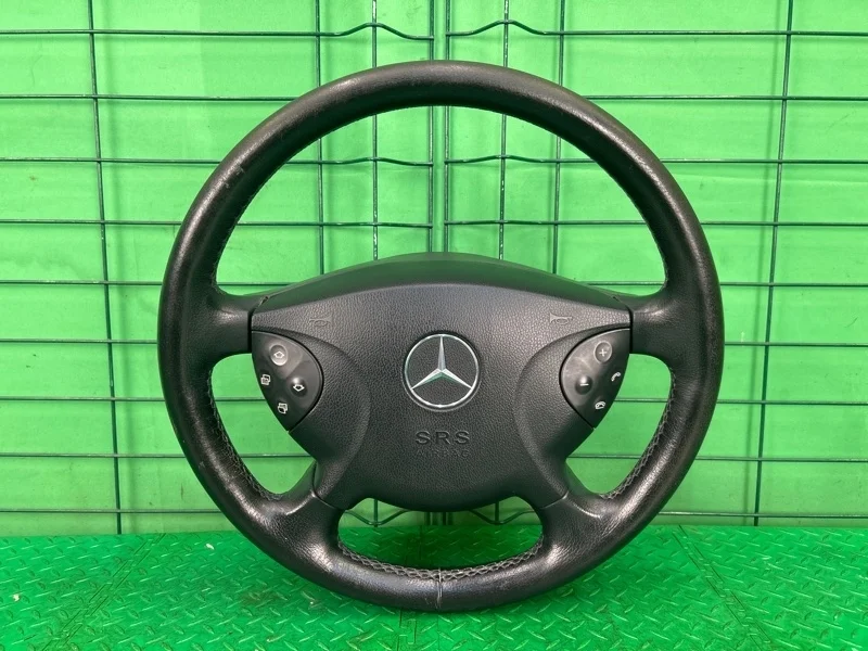 Руль Mercedes-Benz 2005 W211