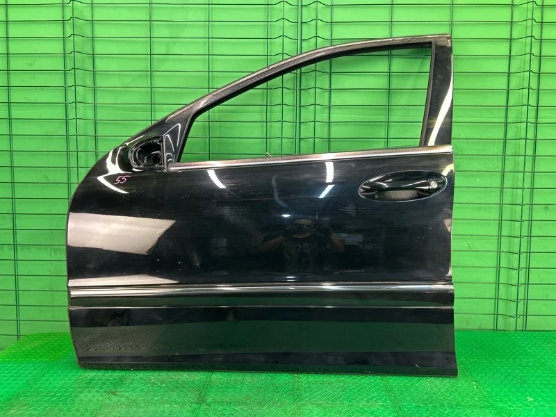 Дверь Mercedes-Benz 2004 W203