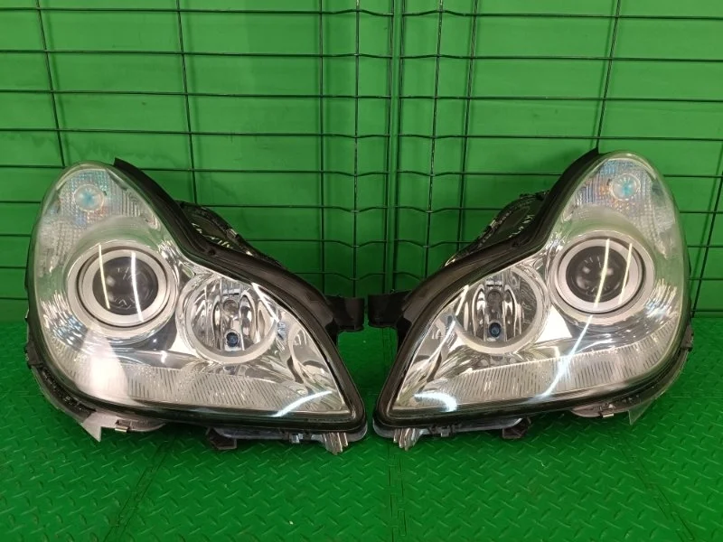 Фара левая+ правая Mercedes-Benz CLS 2005 W219