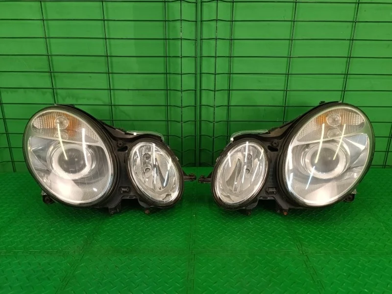 Фара левая+ правая Mercedes-Benz 2005 W211