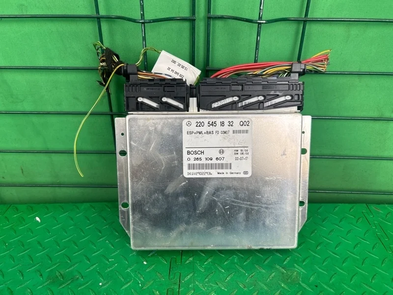 Блок управления esp+pml+bas Mercedes-Benz 2001 W220