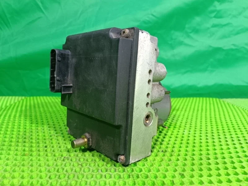 Блок abs Mercedes-Benz 1996 W210