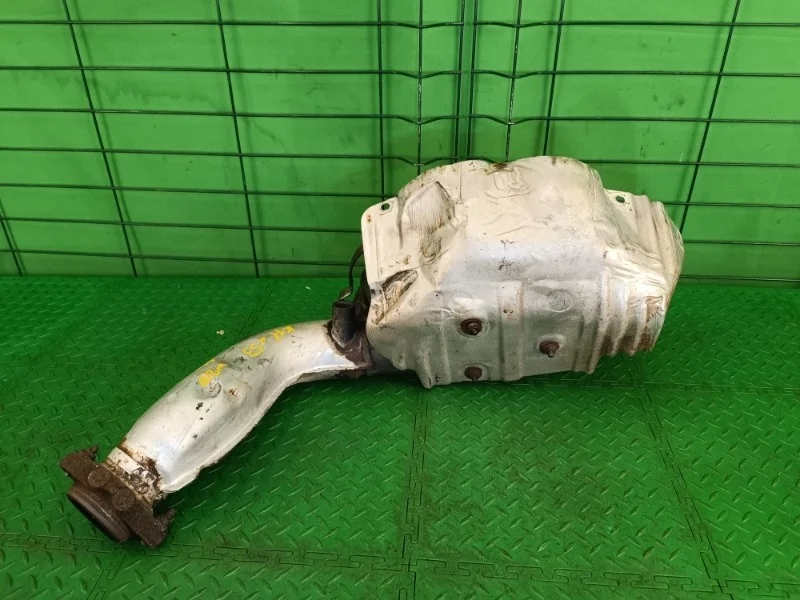 Выпускной коллектор Mercedes-Benz 1996 W210