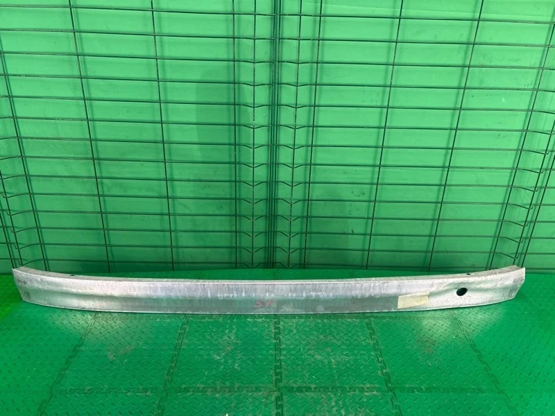 Усилитель бампера Mercedes-Benz 2005 W211