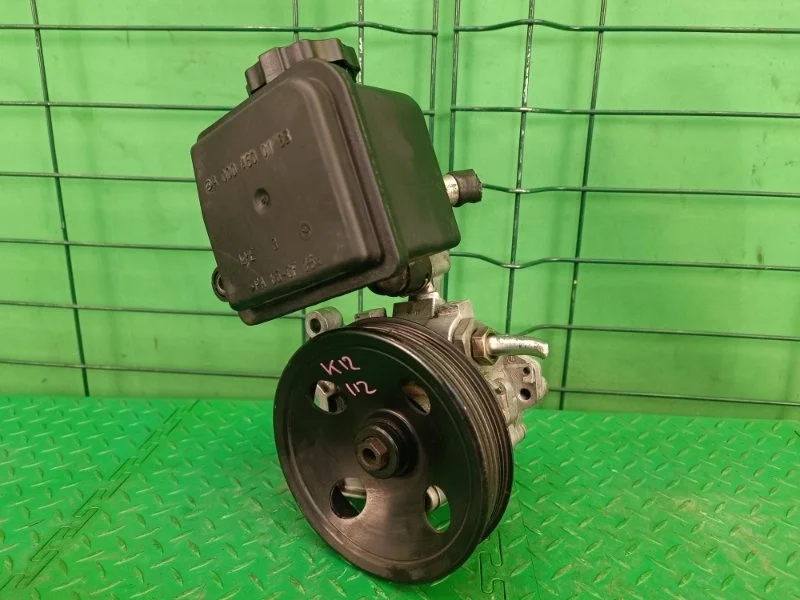 Насос гидроусилителя руля Mercedes-Benz ML W163