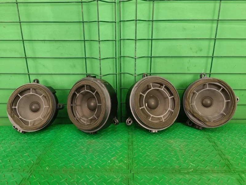 Динамики (комплект) Mercedes-Benz 2004 W203