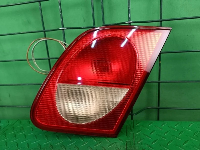 Фонарь Mercedes-Benz 1996 W210